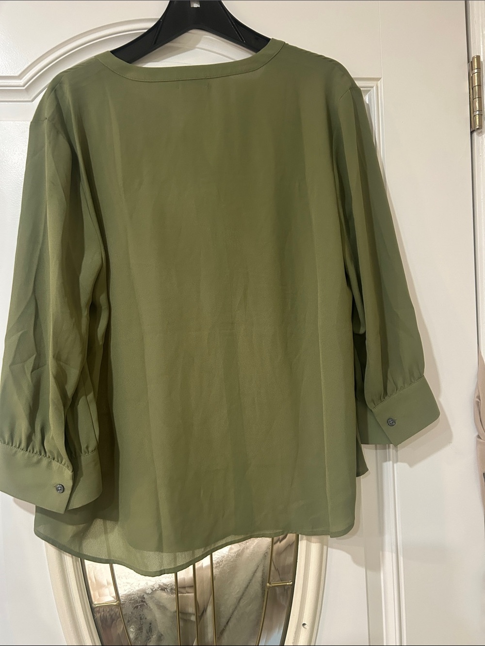Van Heusen Olive Green Button-Down Blouse - Picture 4 of 4